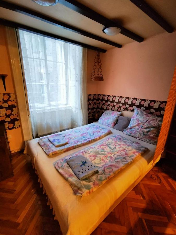 Dob In The Party District Apartment Budapest